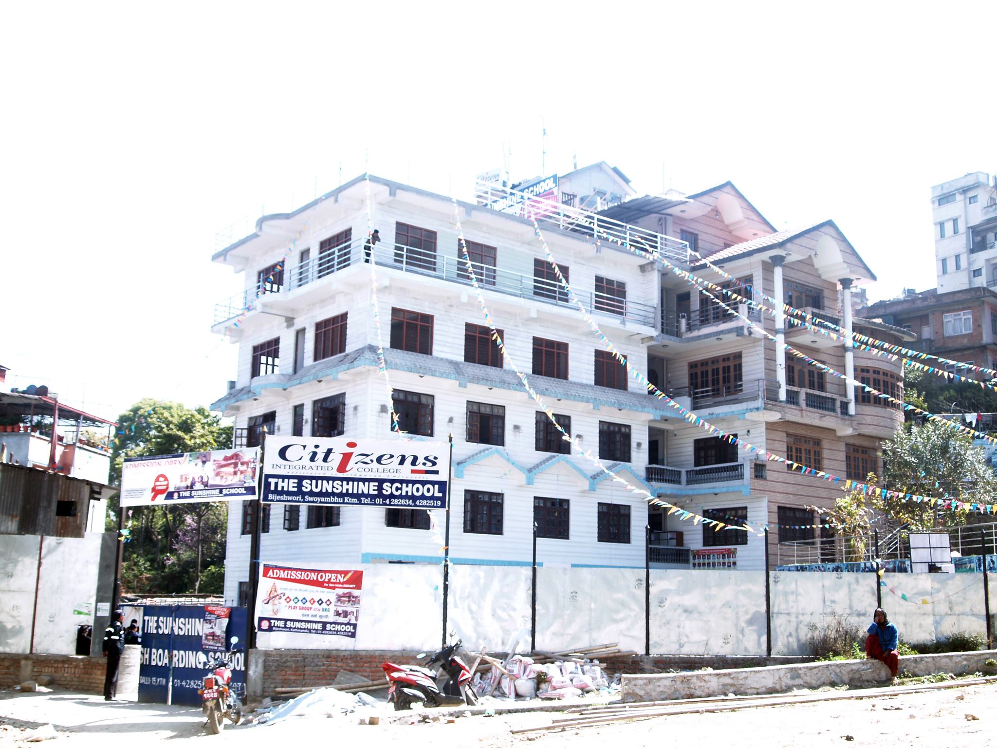 The Sunshine School / College